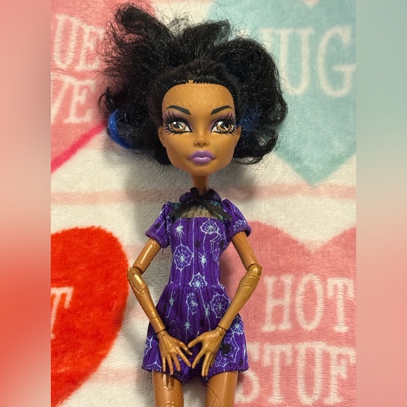 Monster High Robecca - Picture 2 of 3